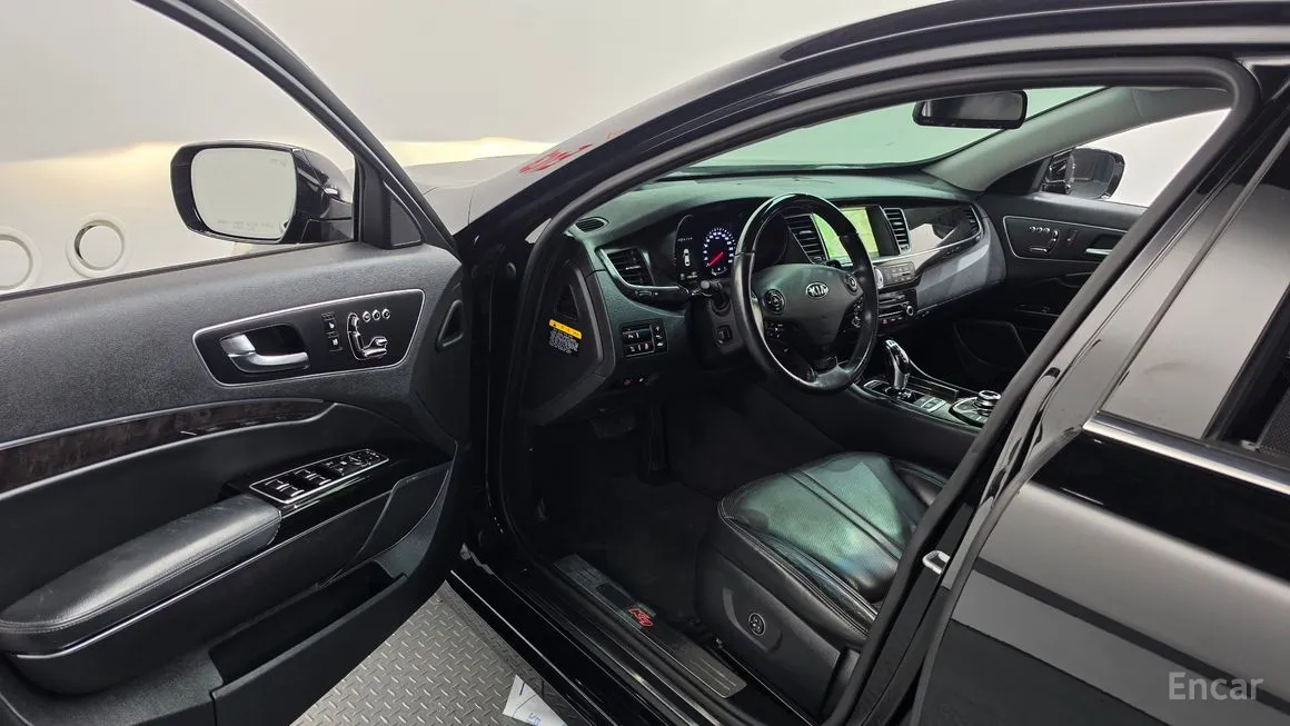 Kia K9
