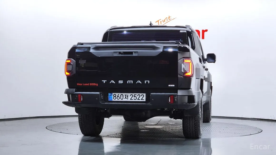 Kia Tasman