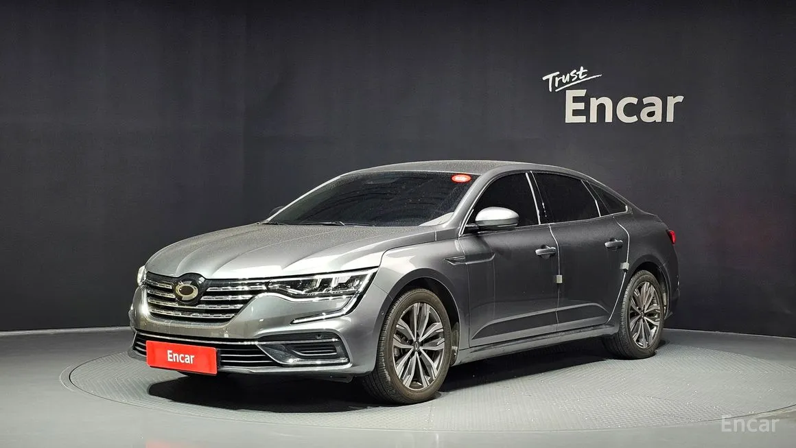 Renault SM6