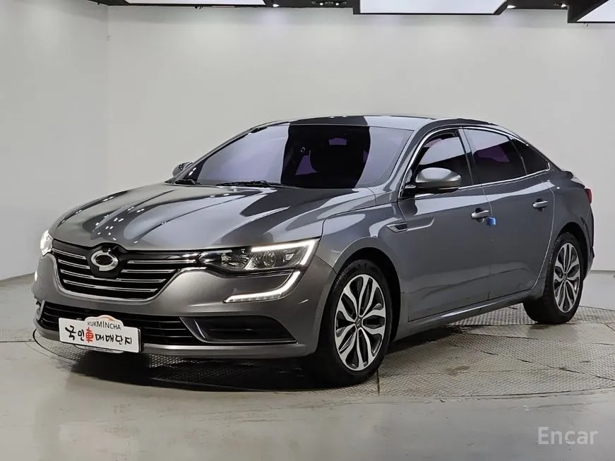 Renault SM6